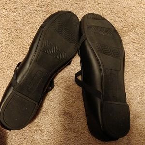 SO Shoes - So Brand Black Leather-like Ballet Flats SO Shoes - So Brand Black Leather-like Ballet Flats